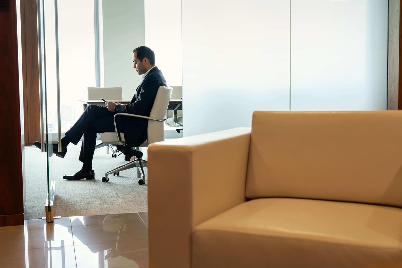 Dedicated React Developer vs Local Full-Time Hire for a US SaaS Team